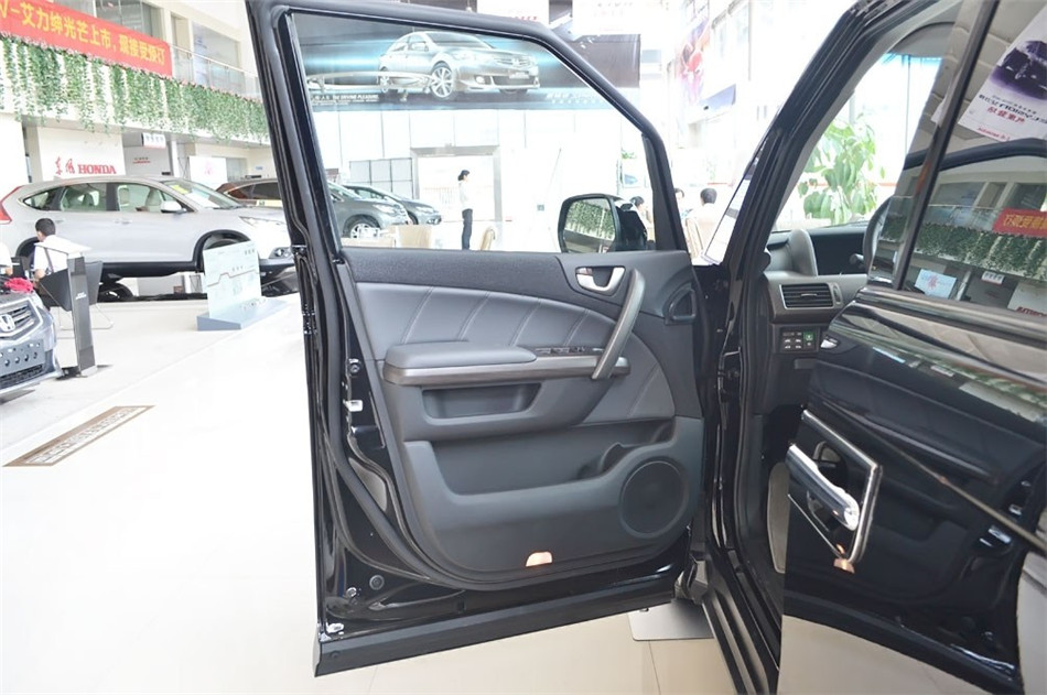 2012款艾力绅2.4 VTi豪华版