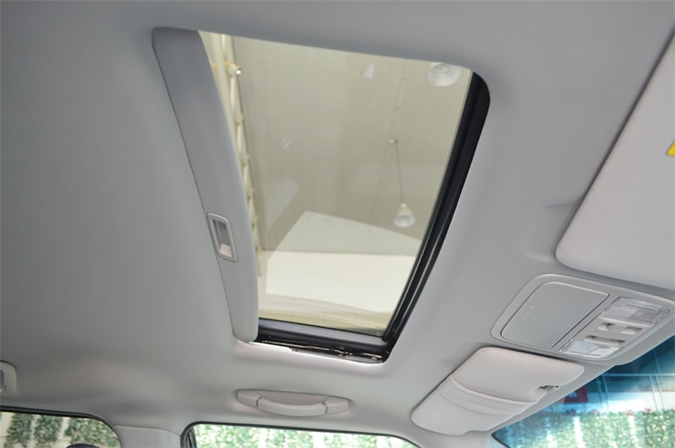 2012款艾力绅2.4 VTi豪华版