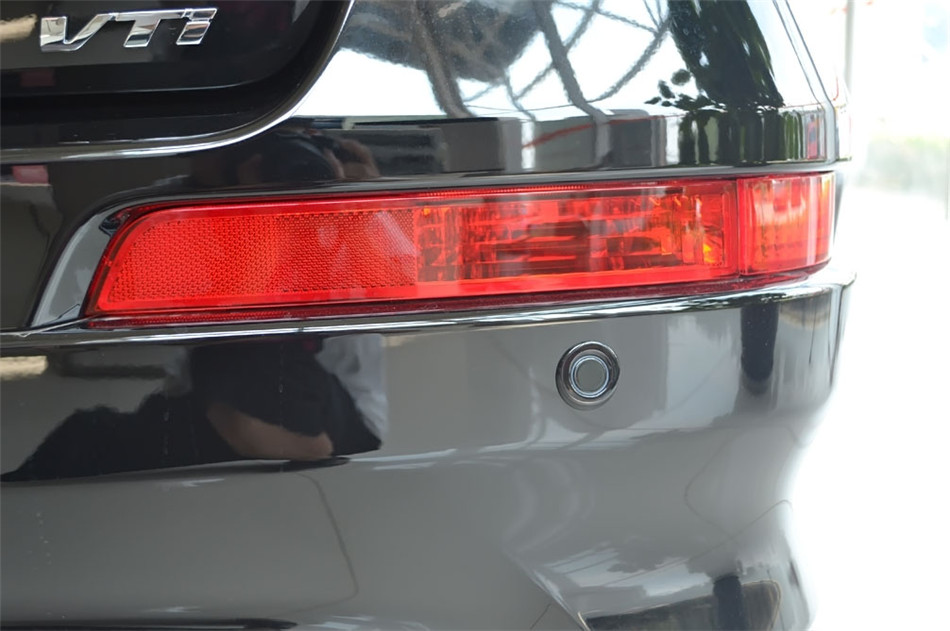 2012款艾力绅2.4 VTi豪华版