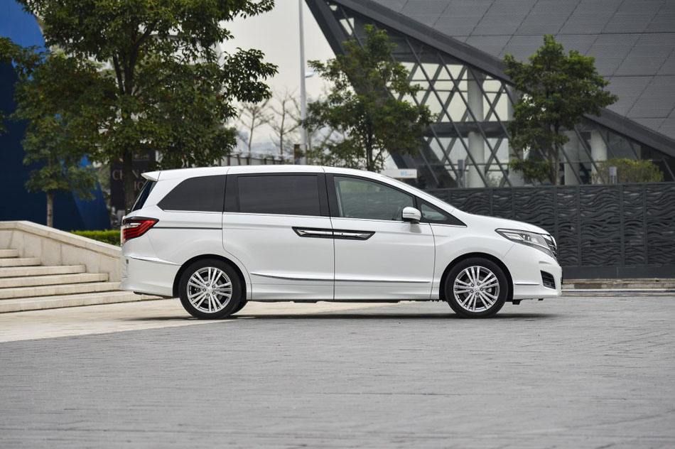 2016款 2.4L 舒适版 外观