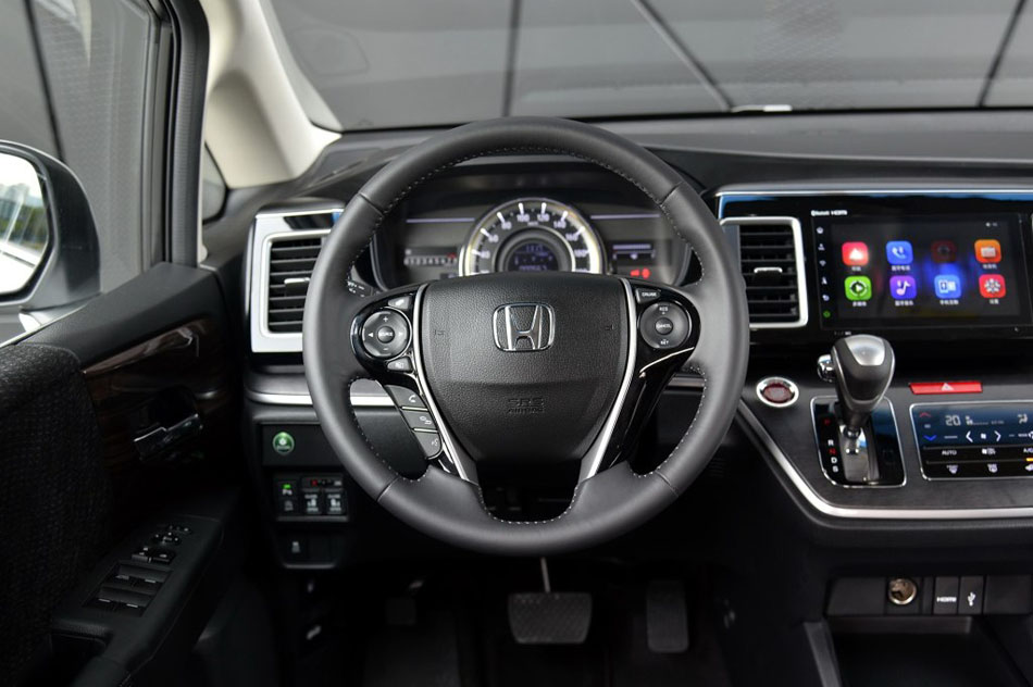 2016款 2.4L 舒适版 内饰