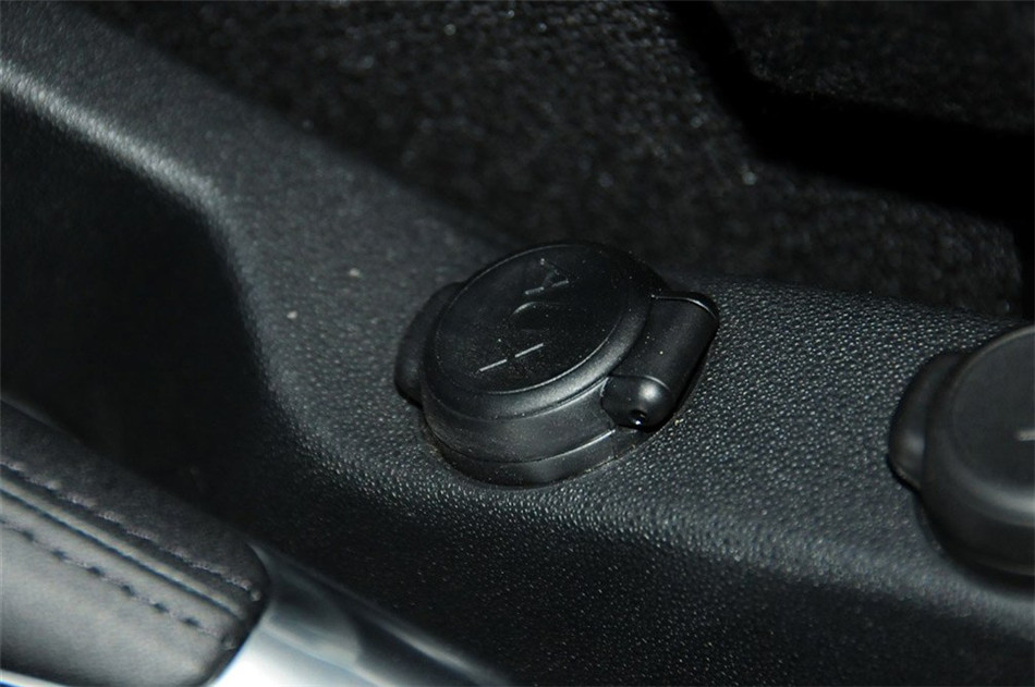 2012款DS3 1.6L自动时尚版