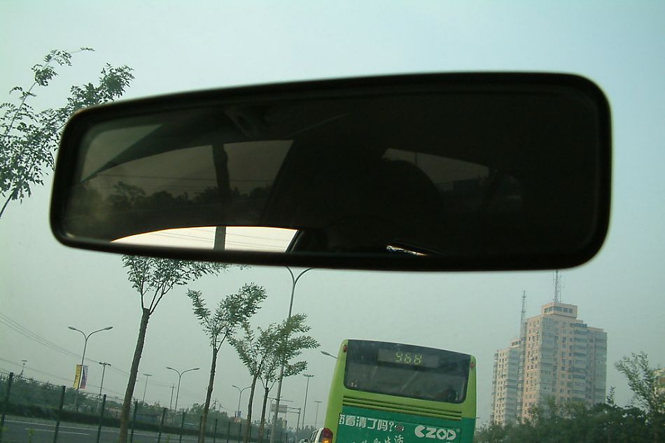 天津一汽威姿内后视镜