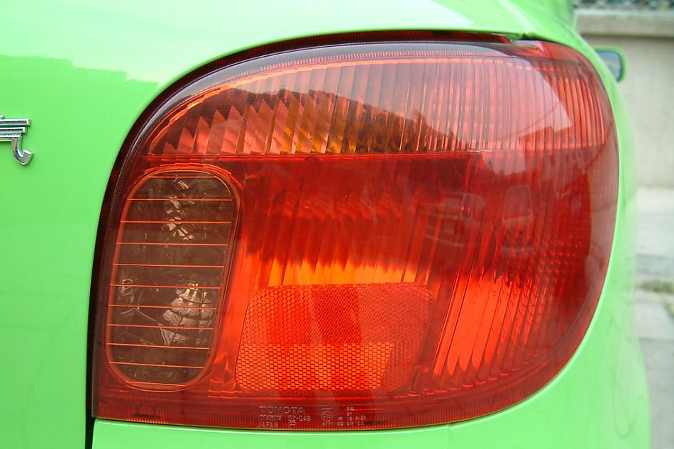 天津一汽威姿尾灯