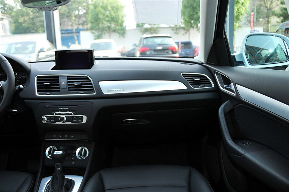 2012款 35 TFSI舒适型 内饰