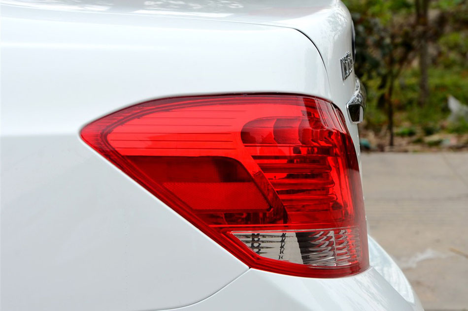 2015款 1.5L 手动豪华型 细节