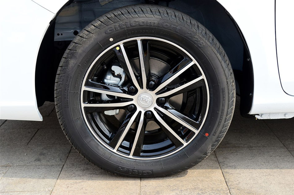 2015款 1.5L 手动豪华型 细节