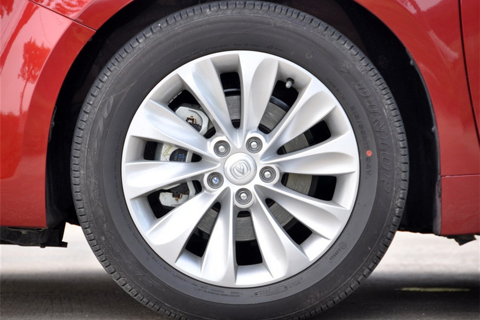 2013款 1.8T 自动旗舰 其他