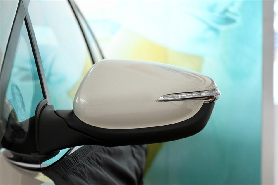 起亚K3 2013款 1.6L AT GLS 细节