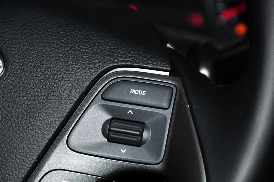 起亚K3 2013款 1.6L AT GLS 内饰