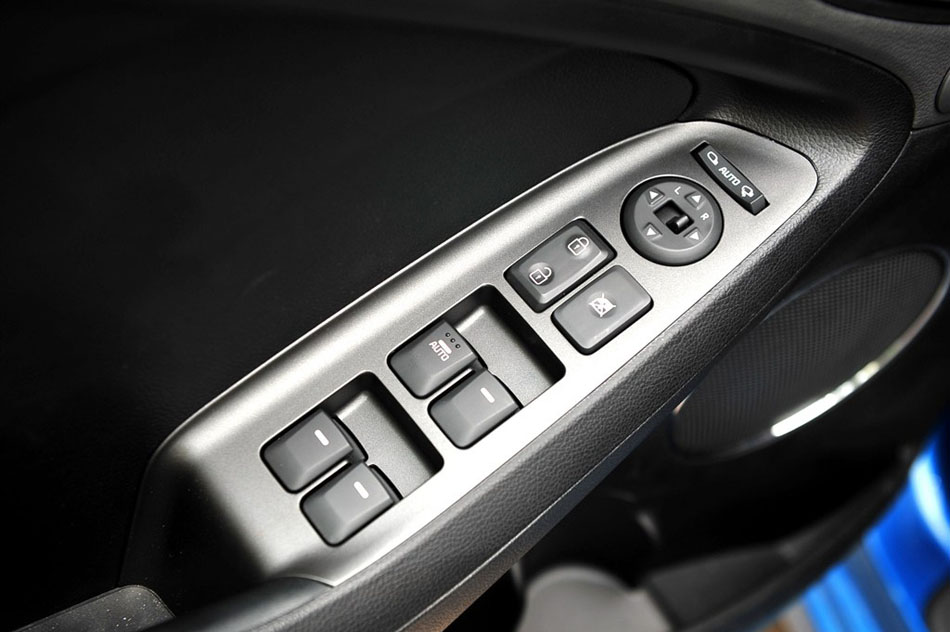 K3 2012 1.8L AT Premium ռ