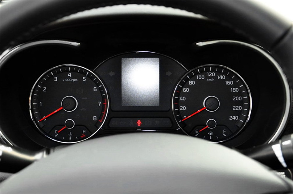 2015款 1.6L AT GLS 内饰