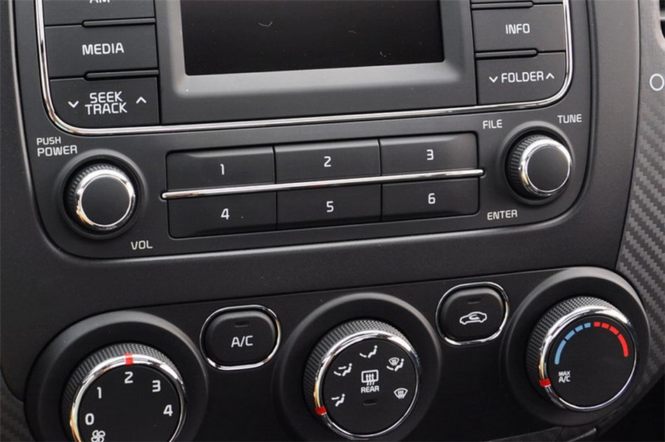 2015款 1.6L AT GLS 内饰