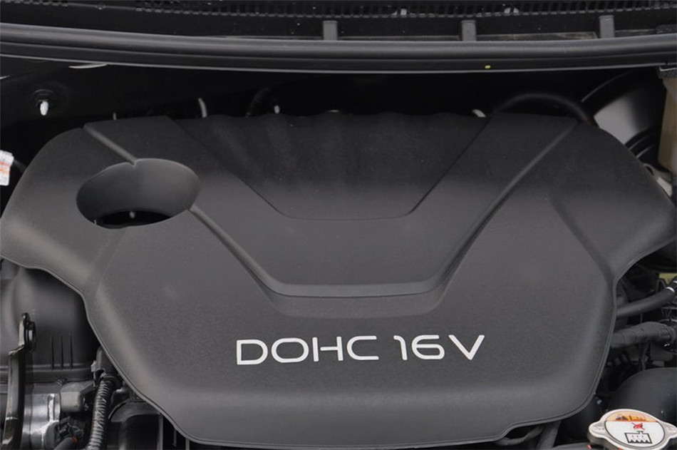 2015款 1.6L AT GLS 引擎底盘