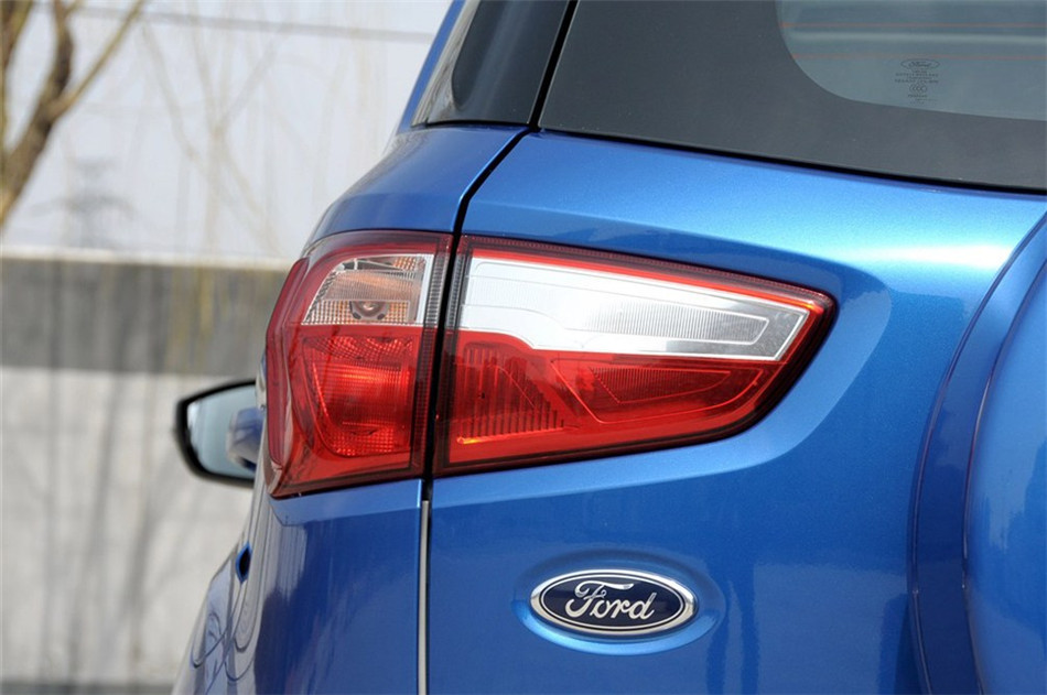 2013款 1.5L MT 尊贵型 其他