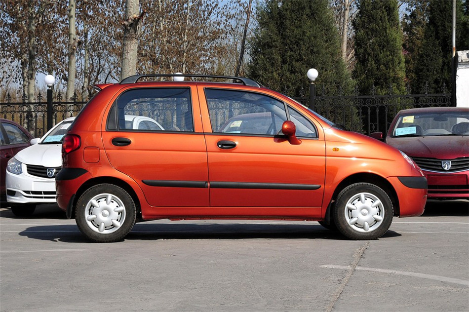 乐驰 2012款 1.0L MT P-TEC标准型 