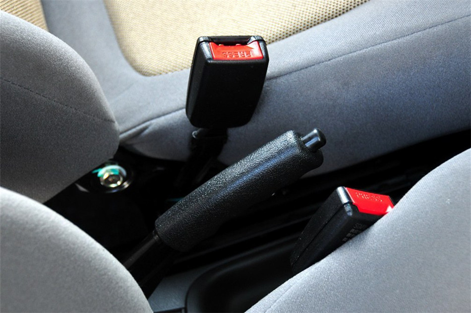 乐驰 2012款 1.0L MT P-TEC标准型 