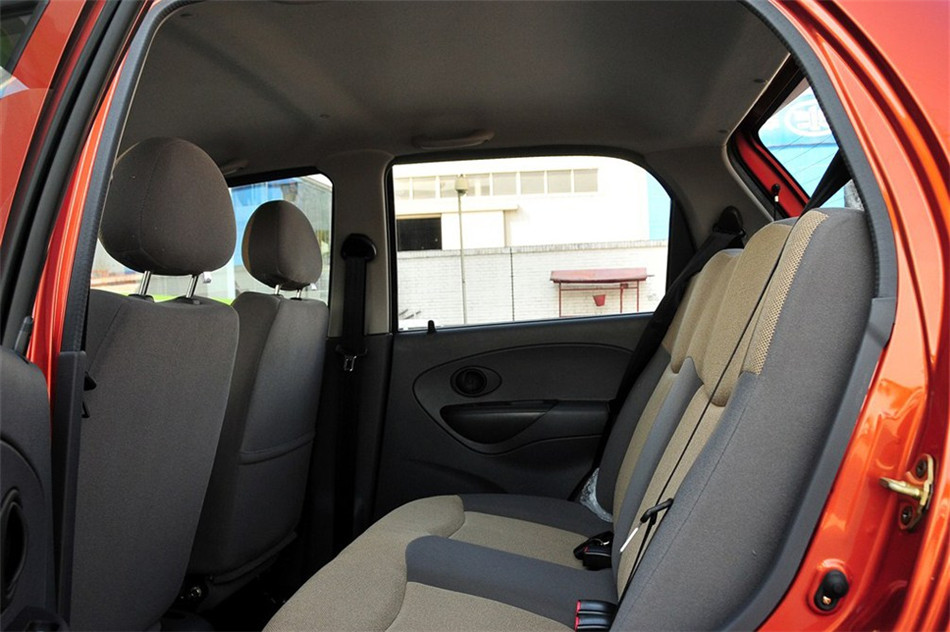 乐驰 2012款 1.0L MT P-TEC标准型 