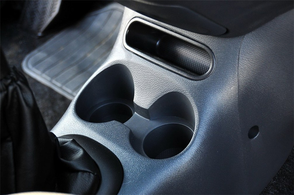 乐驰 2012款 1.0L MT P-TEC标准型 