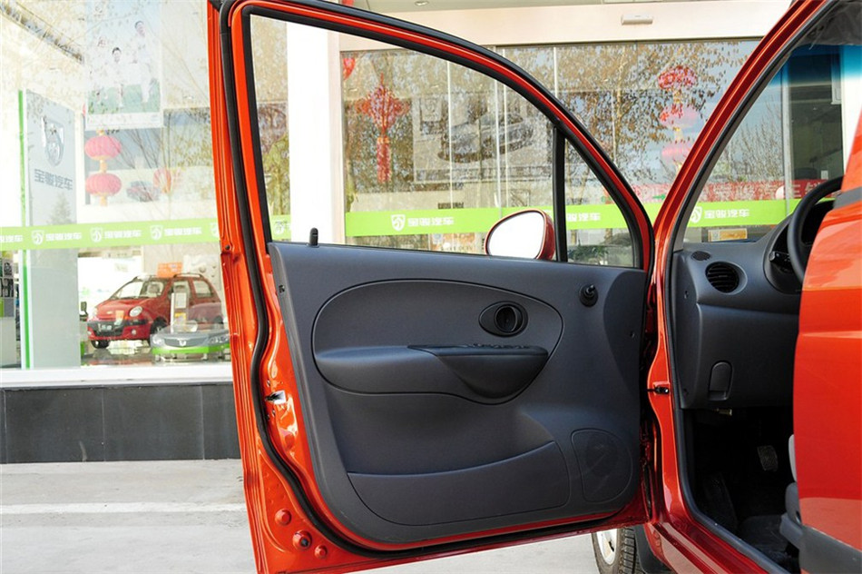 乐驰 2012款 1.0L MT P-TEC标准型 