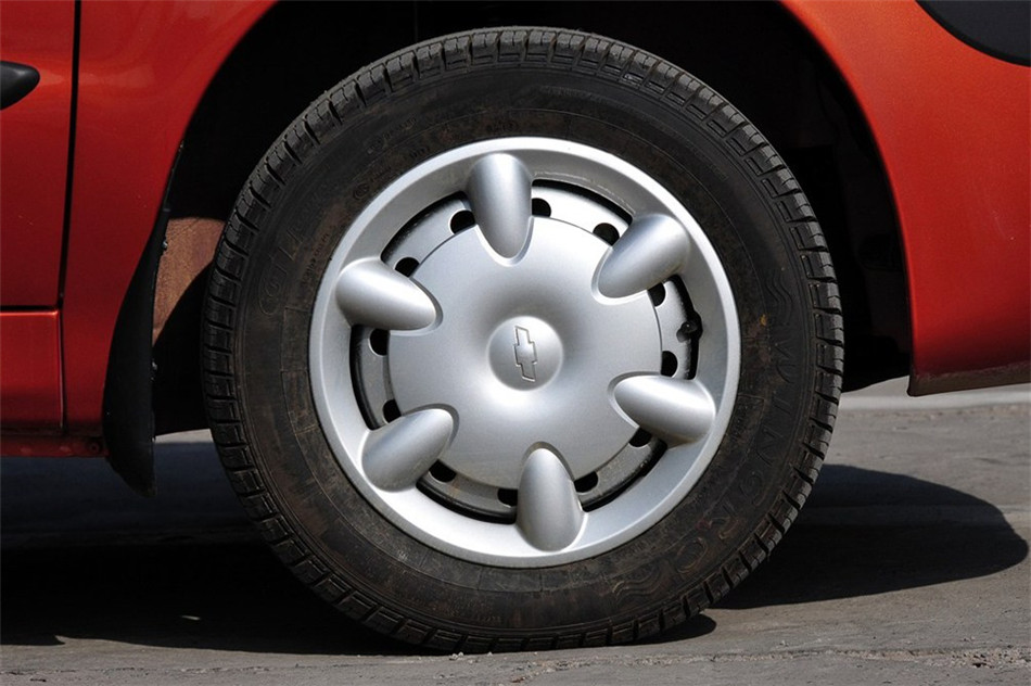 乐驰 2012款 1.0L MT P-TEC标准型 