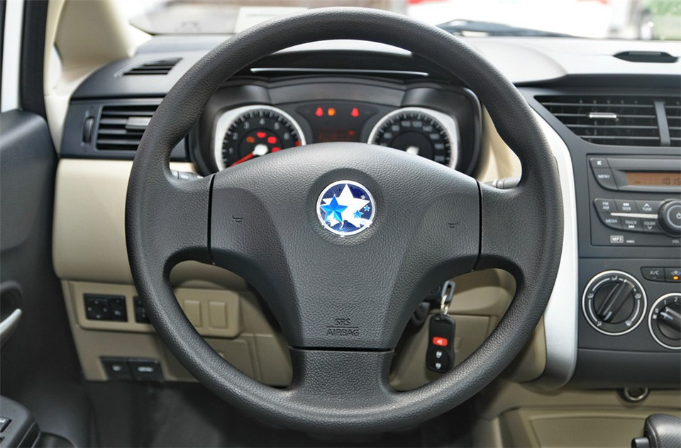 2013款 1.6L AT 时尚版