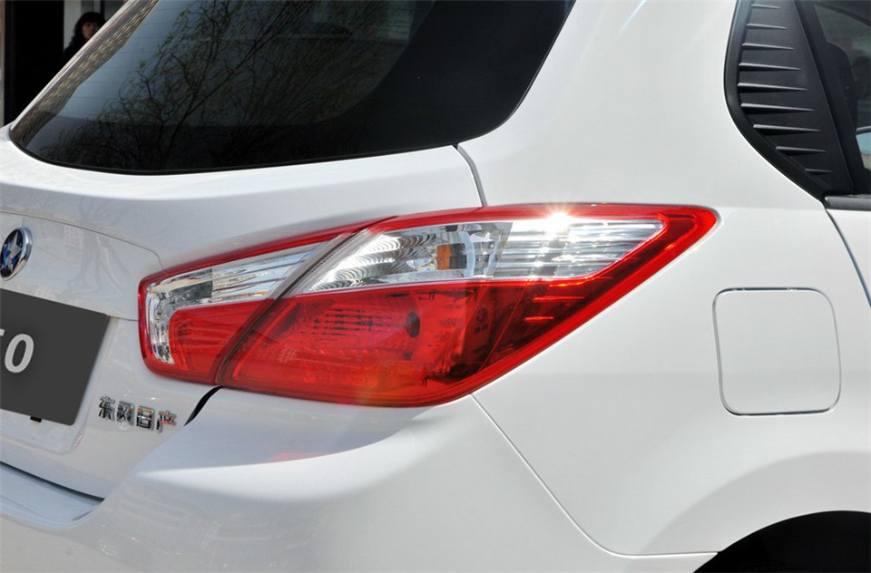 2013款 1.6L AT 时尚版