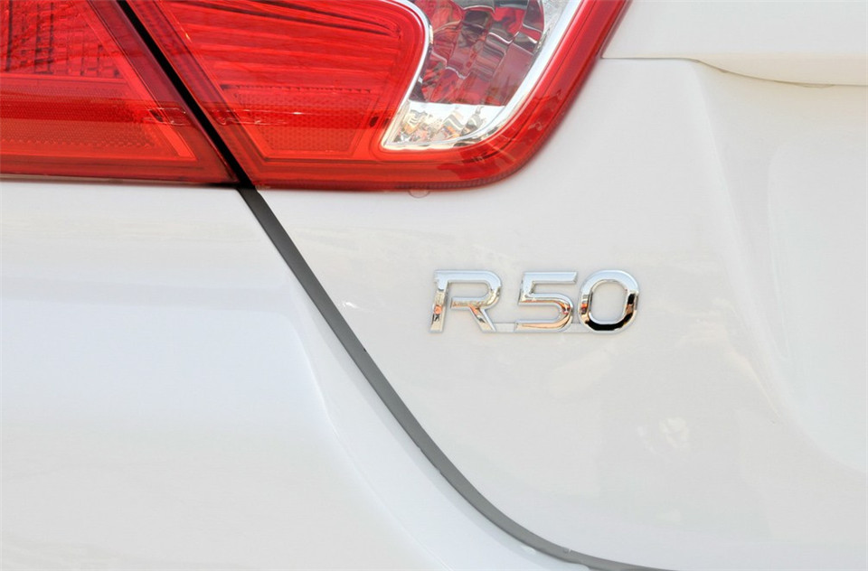 2013款 1.6L AT 时尚版