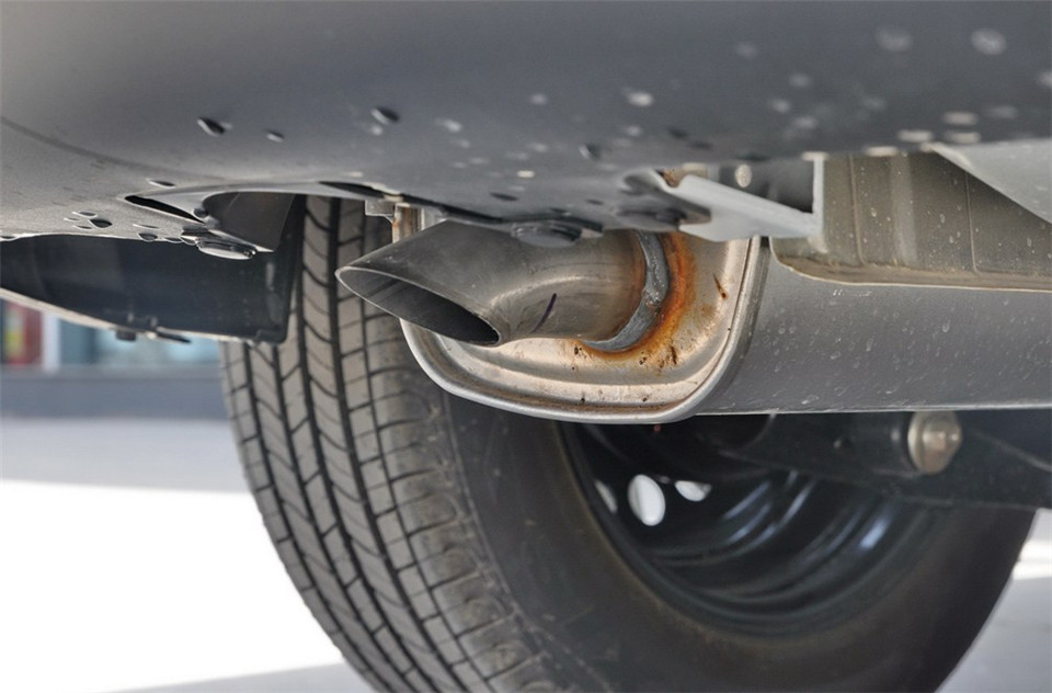 2013款 1.6L AT 时尚版