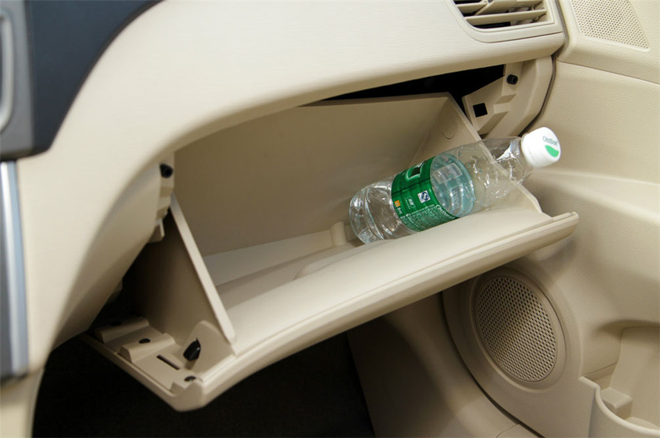 2012 1.5L MT 콢 οռ