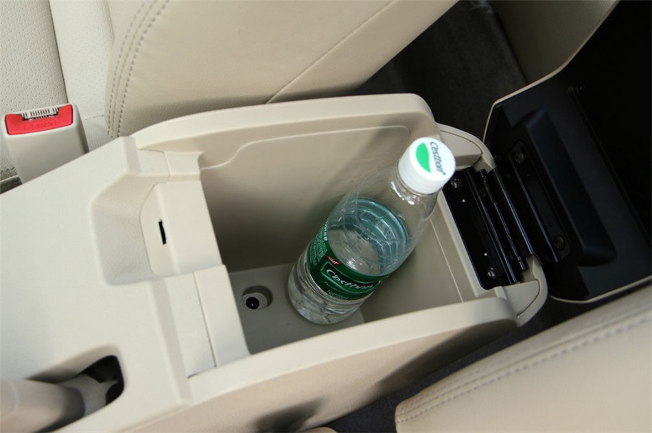 2012 1.5L MT 콢 οռ