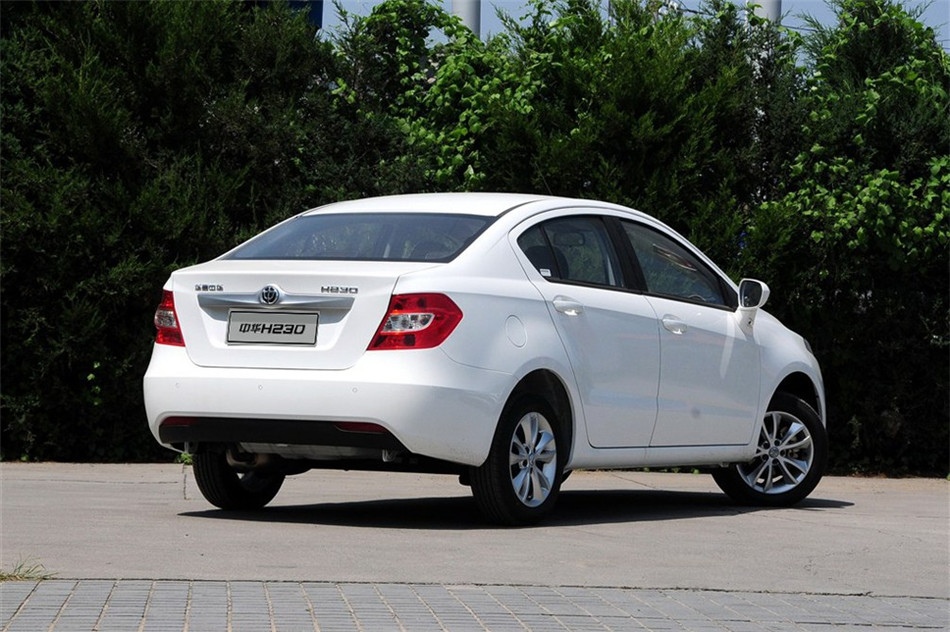中华H230 2012款 1.5L MT 精英型 