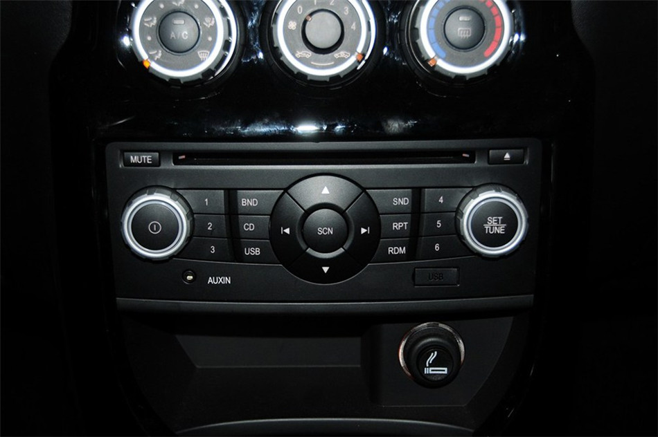 2012款 1.5L MT 精英型 外观