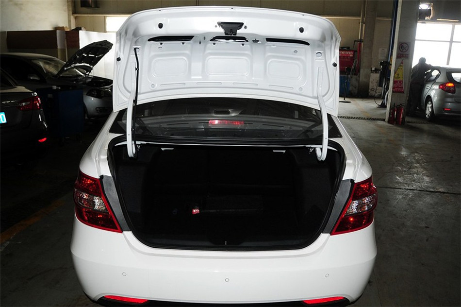 2012款 1.5L MT 精英型 外观