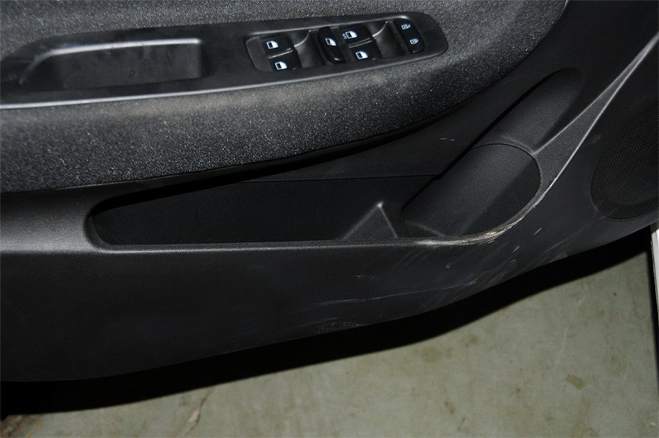 2012款 1.5L MT 精英型 外观