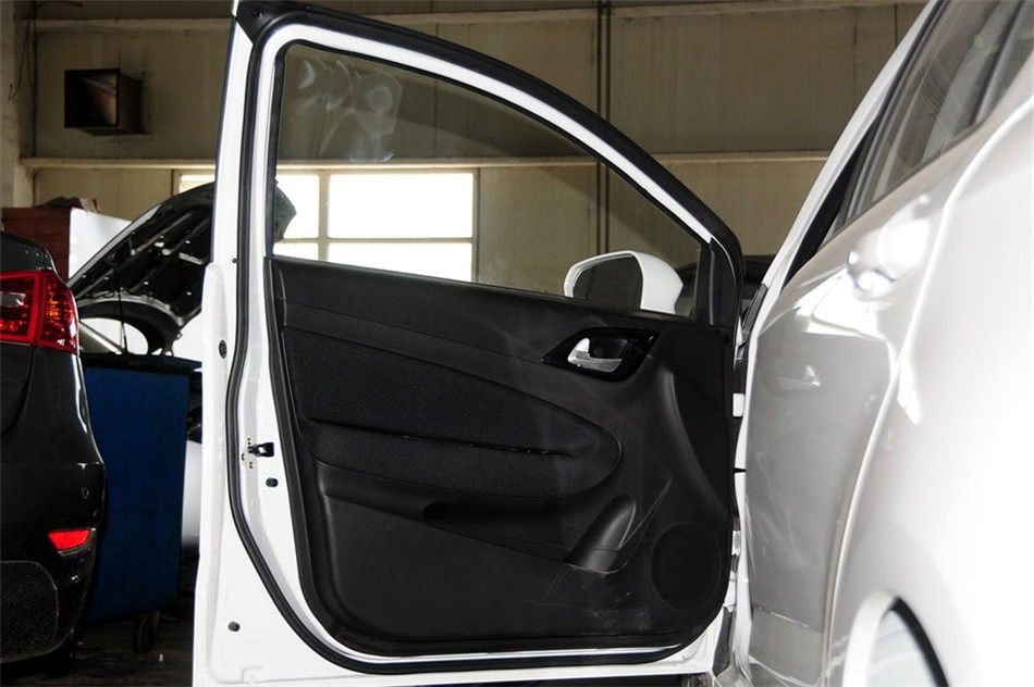 2012款 1.5L MT 精英型 外观