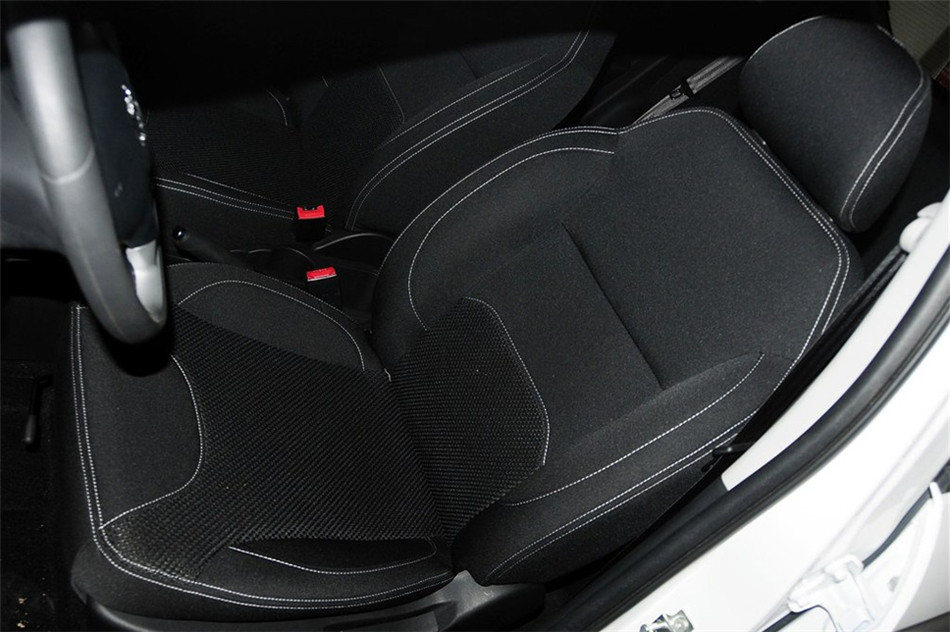 2012款 1.5L MT 精英型 外观