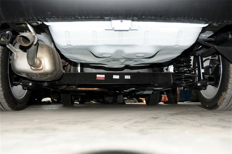 2012款 1.5L MT 精英型 外观