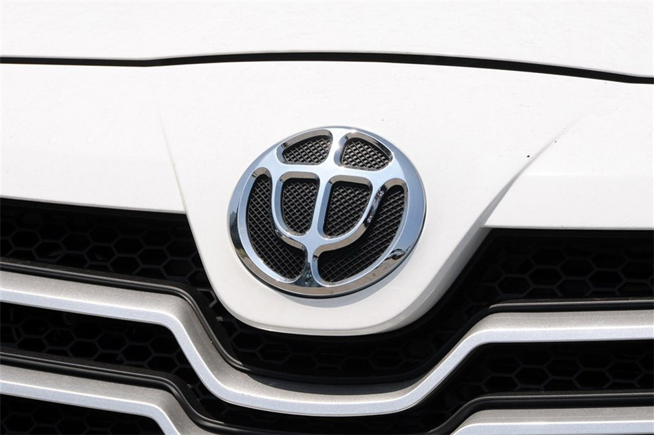 2012款 1.5L MT 精英型 外观