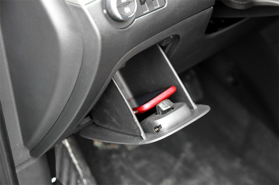 2013款 1.4T MT 两驱 进取型 内饰