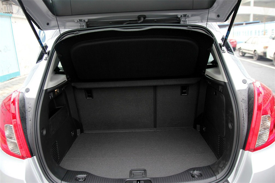 2013 1.4T MT  ȡ οռ