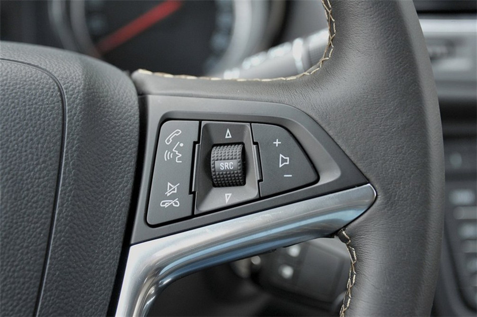 2013款 1.4T AT 两驱 领先型 内饰