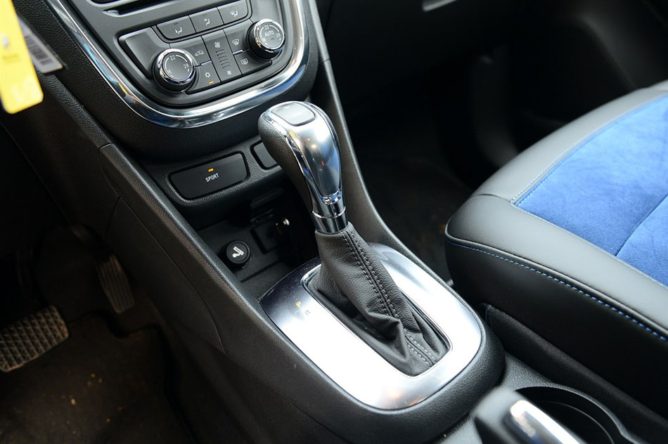 2015款 1.4T 自动两驱都市领先型 内饰