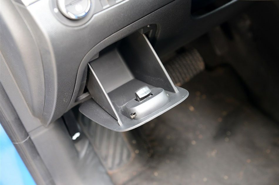 2015款 1.4T 自动两驱都市领先型 内饰