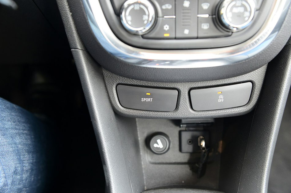 2015款 1.4T 自动两驱都市领先型 内饰