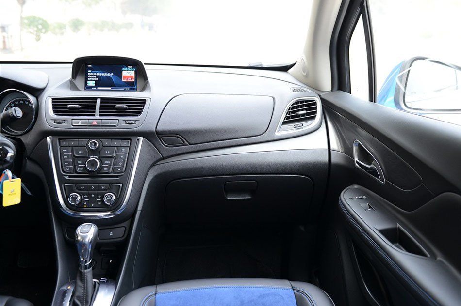 2015款 1.4T 自动两驱都市领先型 内饰