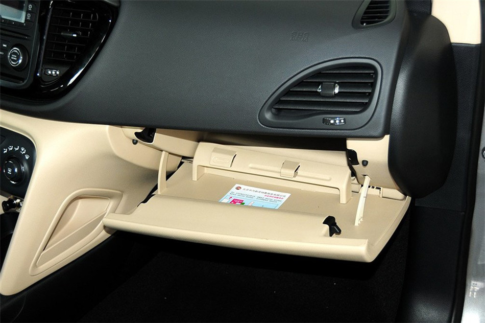 菲翔 2012款 1.4T MT 悦享版 内饰