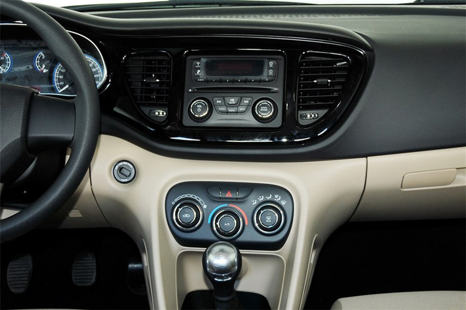 菲翔 2012款 1.4T MT 悦享版 内饰