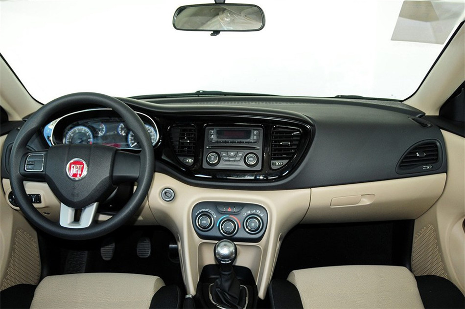 菲翔 2012款 1.4T MT 悦享版 内饰