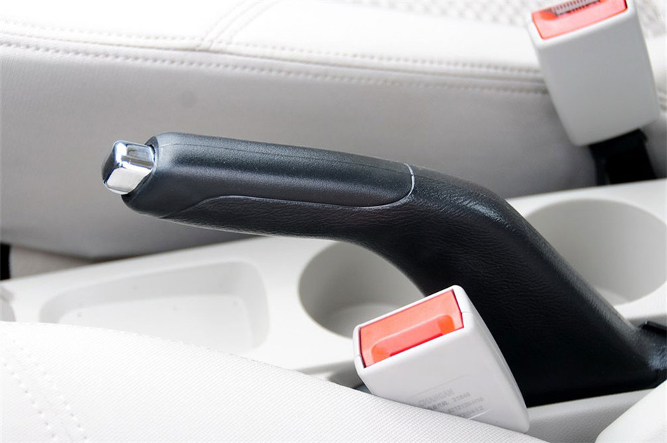 2012款 1.5L MT 梦幻型 内饰